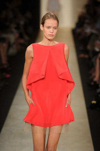 Illustration for article titled BCBG's Spring Frocks Range From The Impractical To The Boringly Safe